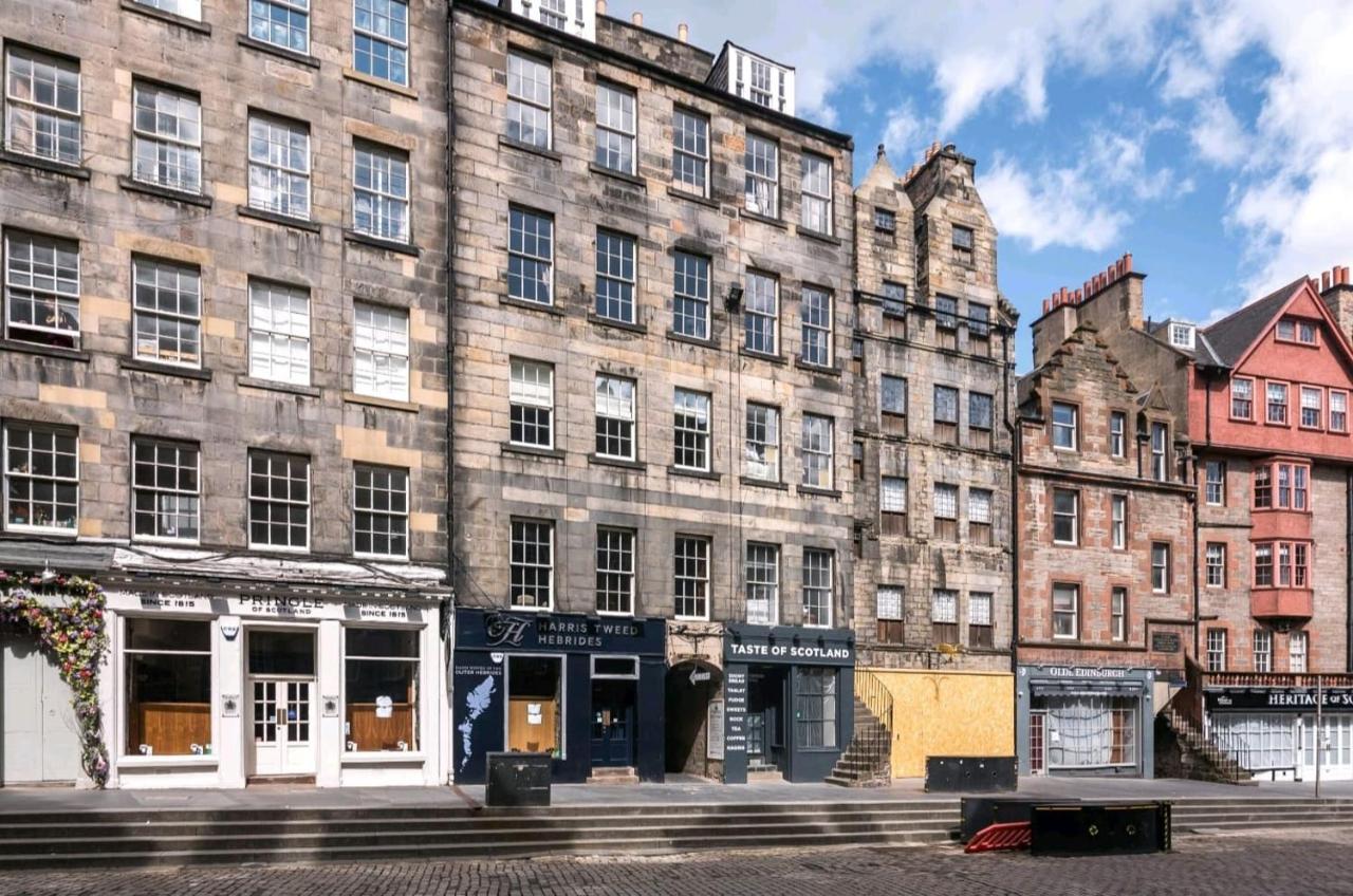 Unique 2 Bedroom Castle Suite Apartment - Near Edinburgh Castle & Royal Mile Exterior foto