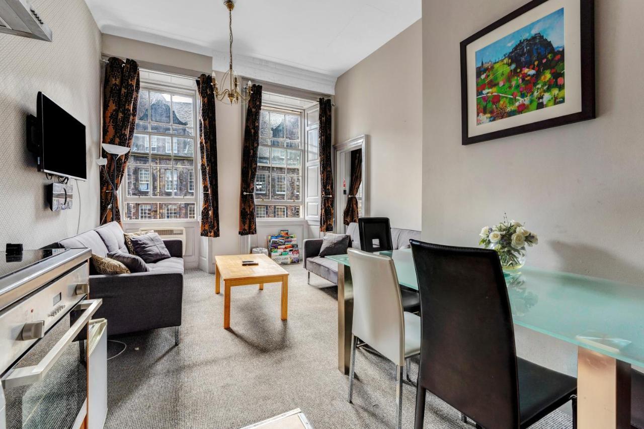 Unique 2 Bedroom Castle Suite Apartment - Near Edinburgh Castle & Royal Mile Exterior foto