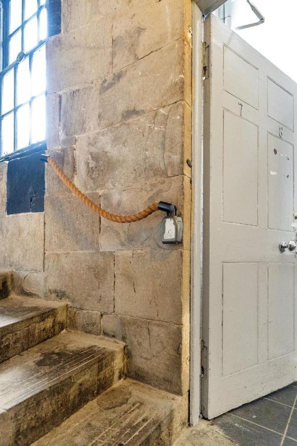 Unique 2 Bedroom Castle Suite Apartment - Near Edinburgh Castle & Royal Mile Exterior foto